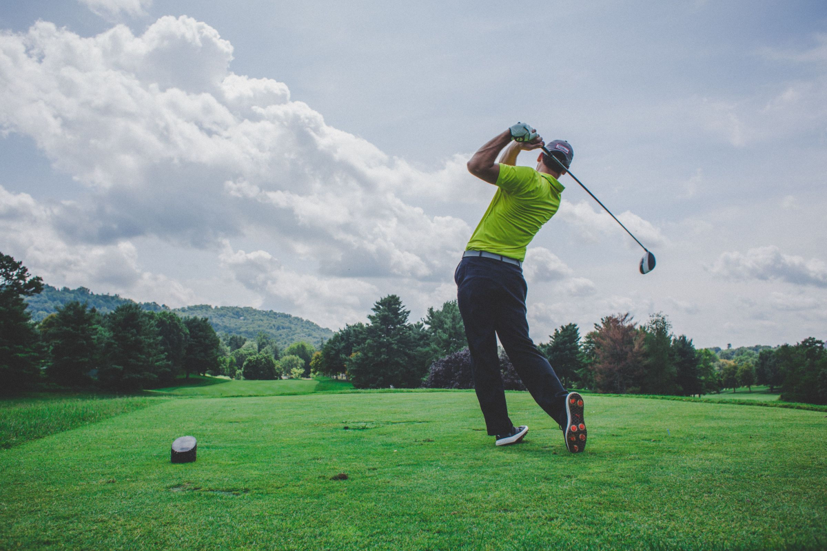 Building Resilience and Recovery from Mistakes in Golf: How Mental Game Coaching Can Help Building Resilience and Recovery from Mistakes in Golf: How Mental Game Coaching Can Help
